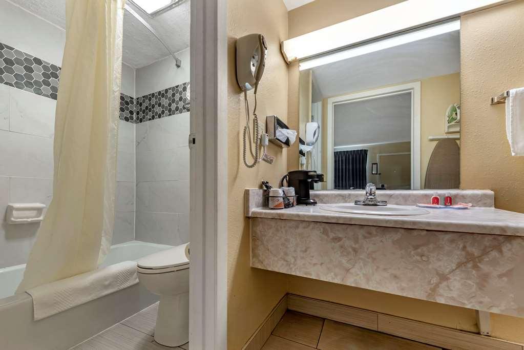 Econo Lodge Erlanger - Cincinnati Airport Экстерьер фото