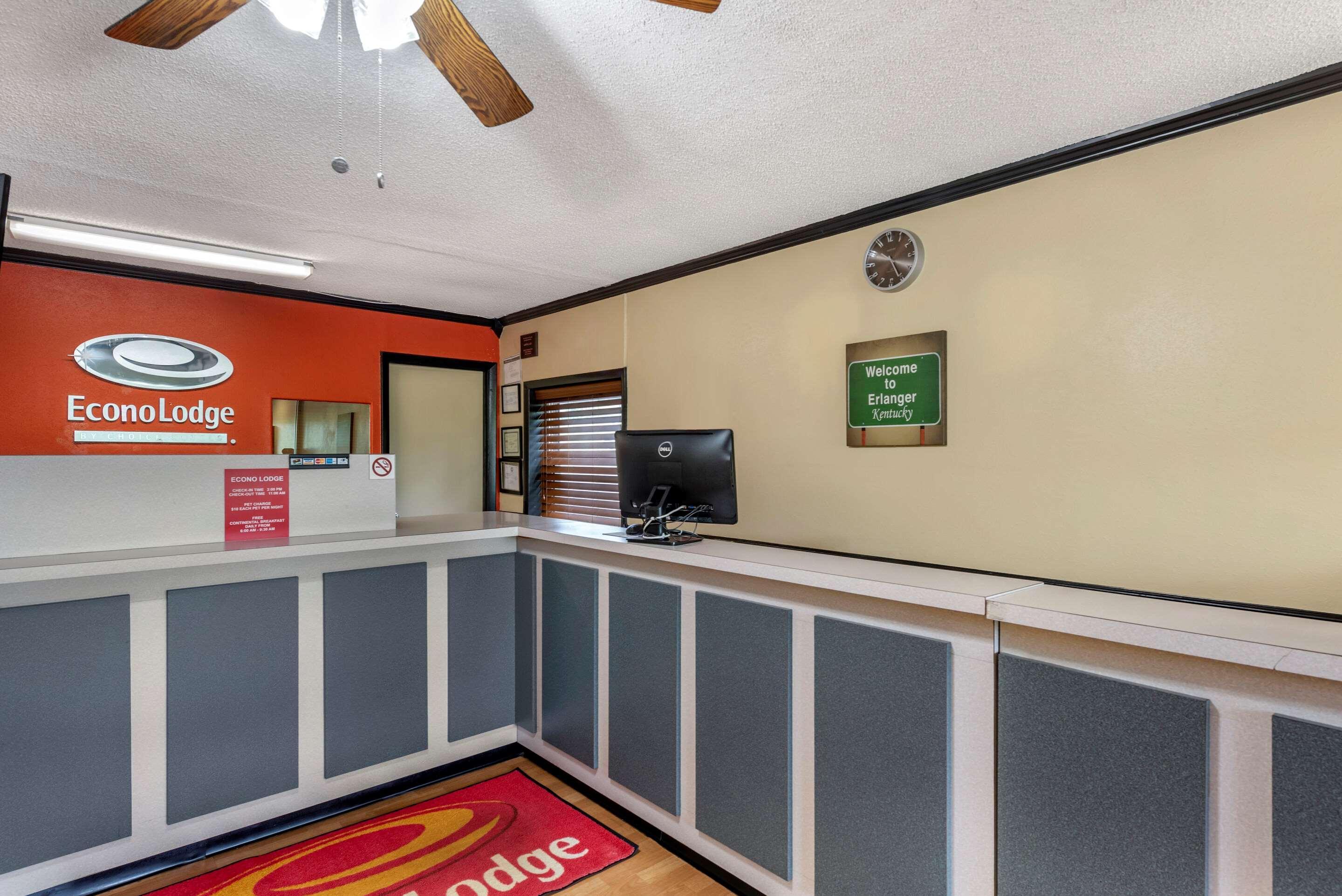 Econo Lodge Erlanger - Cincinnati Airport Экстерьер фото