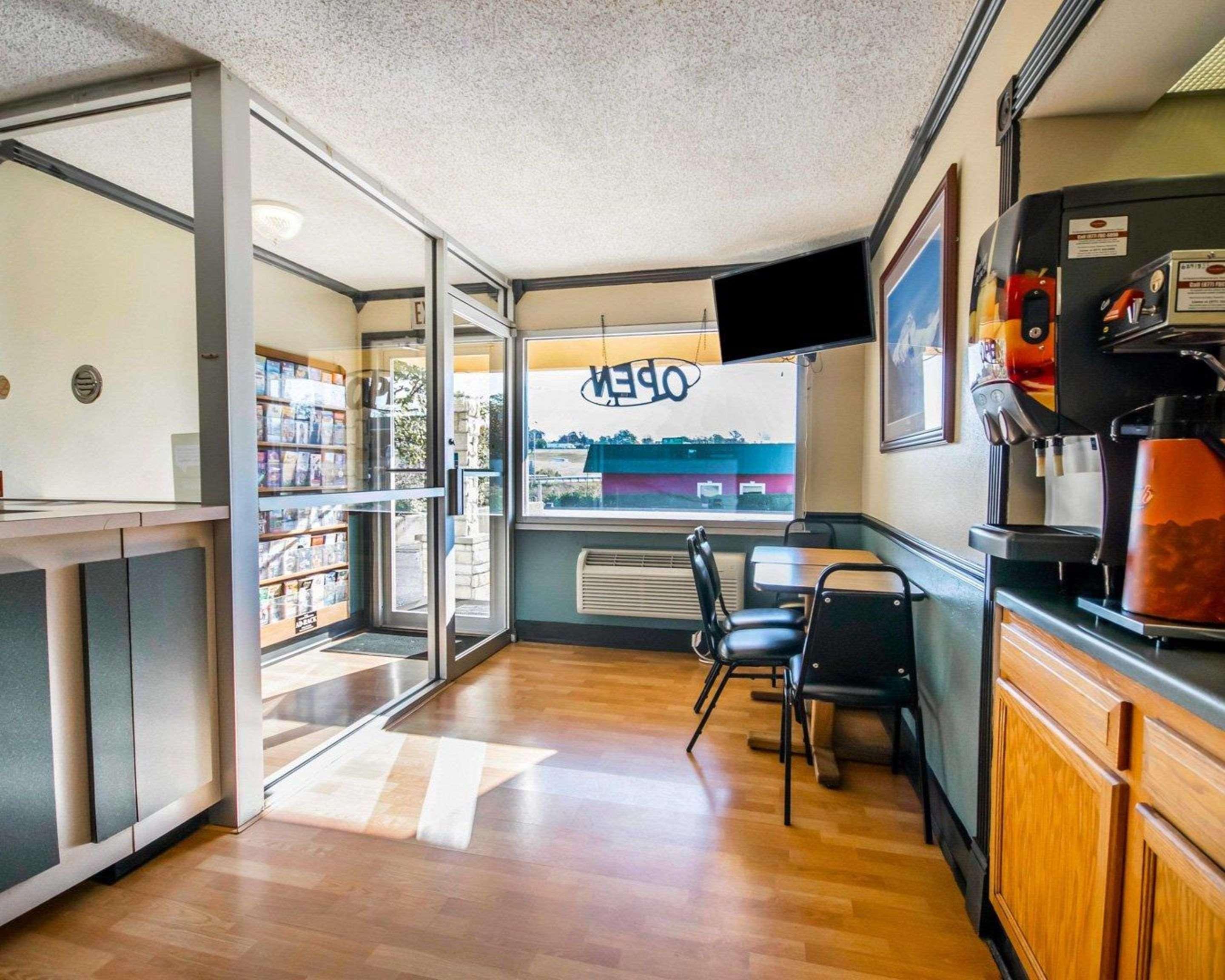 Econo Lodge Erlanger - Cincinnati Airport Экстерьер фото