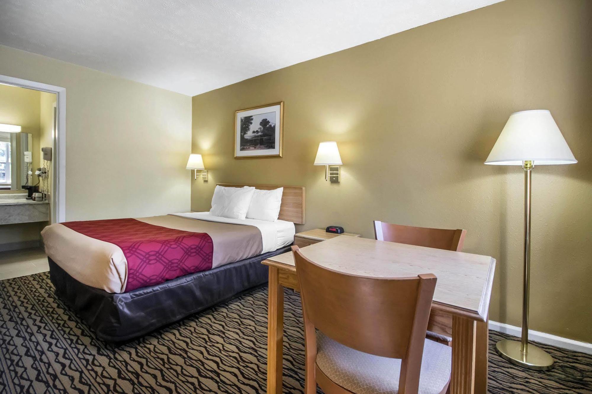 Econo Lodge Erlanger - Cincinnati Airport Экстерьер фото