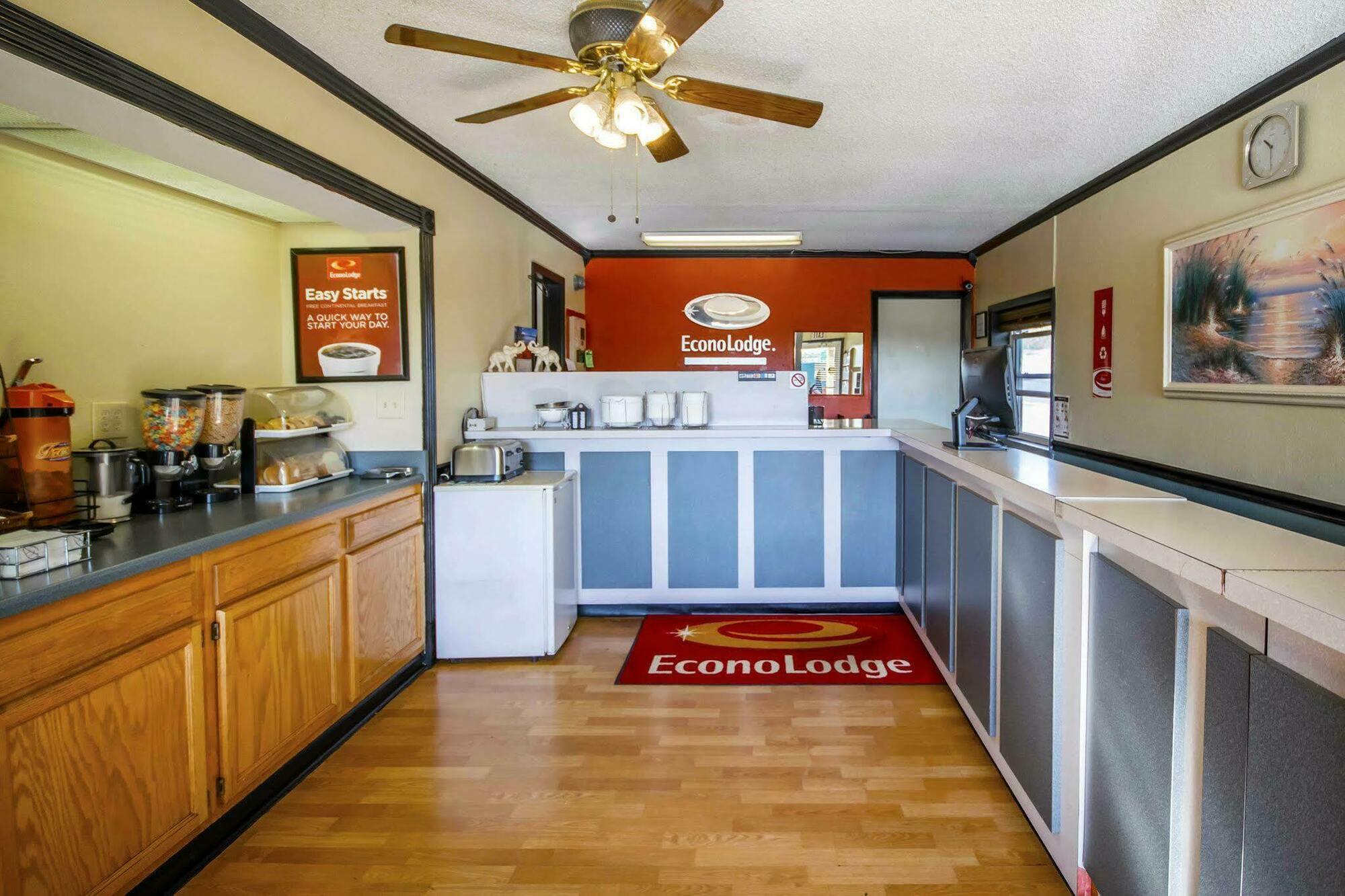 Econo Lodge Erlanger - Cincinnati Airport Экстерьер фото