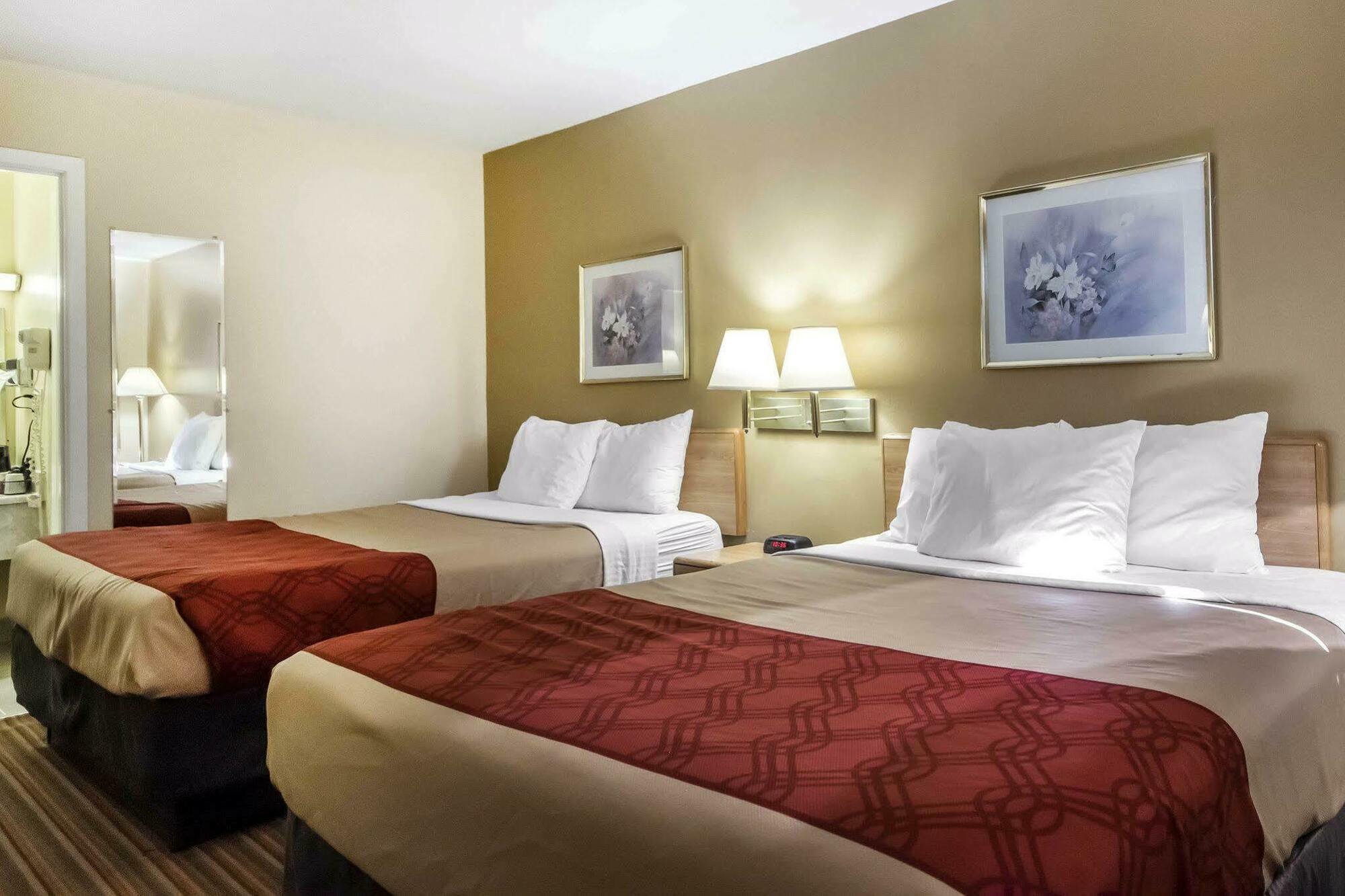 Econo Lodge Erlanger - Cincinnati Airport Экстерьер фото